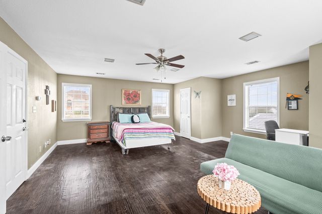 934 Heatherwood Drive, Wylie, TX 75098