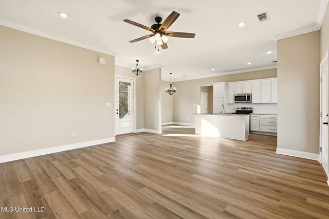 8 Shade Tree Drive, Carriere, MS 39426