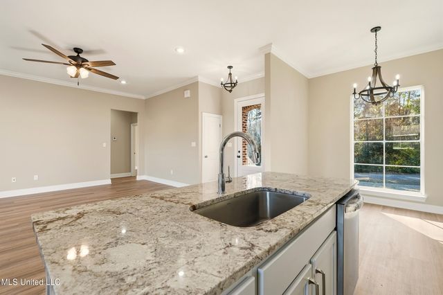 8 Shade Tree Drive, Carriere, MS 39426