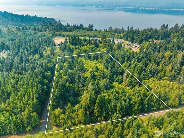 70 E Windy Ridge Lane, Belfair, WA 98528