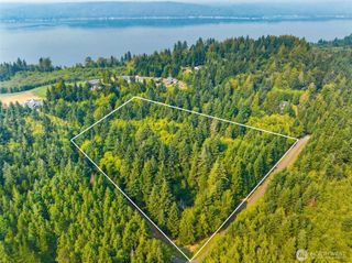 70 E Windy Ridge Lane, Belfair, WA 98528