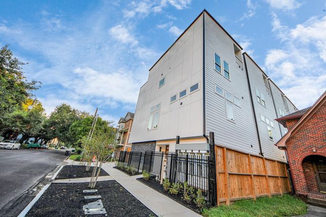 4819 Austin Street B, Houston, TX 77004