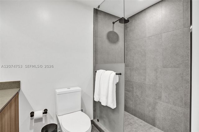 121 NE 5th St 2411, Miami, FL 33132
