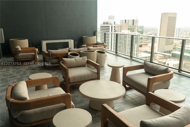 121 NE 5th St 2411, Miami, FL 33132