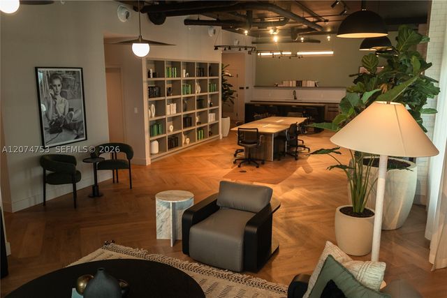 121 NE 5th St 2411, Miami, FL 33132