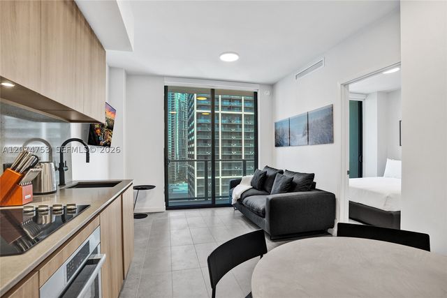 121 NE 5th St 2411, Miami, FL 33132