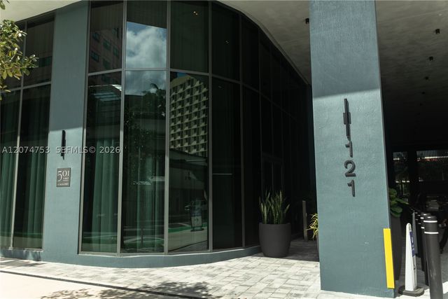 121 NE 5th St 2411, Miami, FL 33132