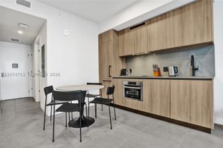 121 NE 5th St 2411, Miami, FL 33132