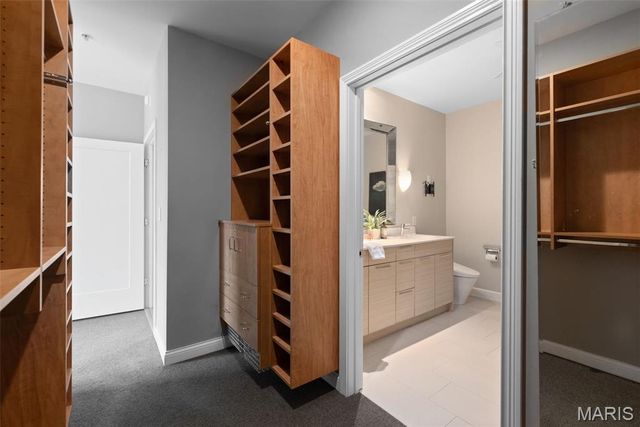 4909 Laclede Avenue 701, St Louis, MO 63108