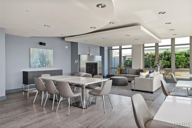 4909 Laclede Avenue 701, St Louis, MO 63108