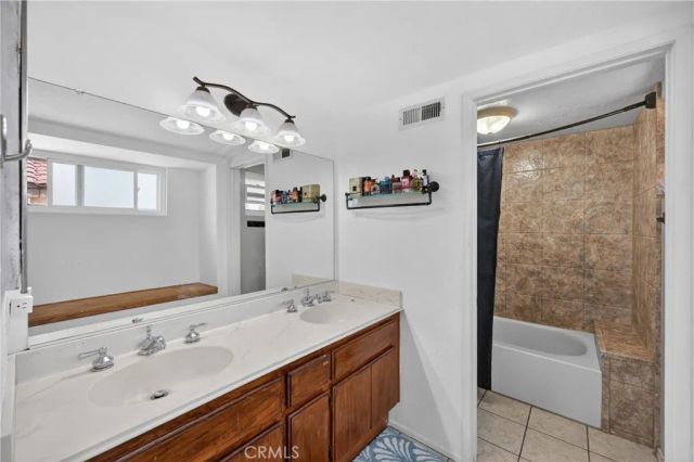 2820 Park Vista Drive, Rialto, CA 92376