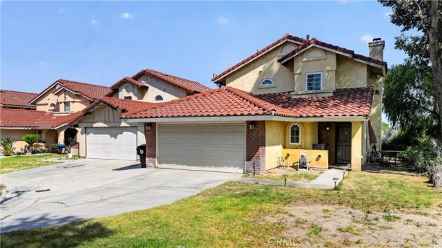 2820 Park Vista Drive, Rialto, CA 92376