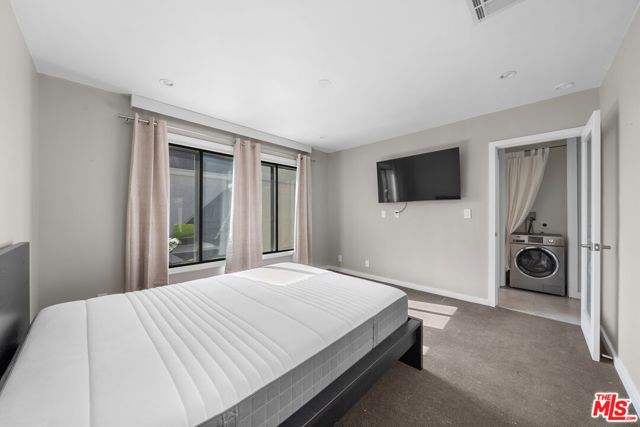 1145 Larrabee Street 19, West Hollywood, CA 90069