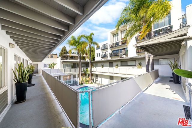 1145 Larrabee Street 19, West Hollywood, CA 90069