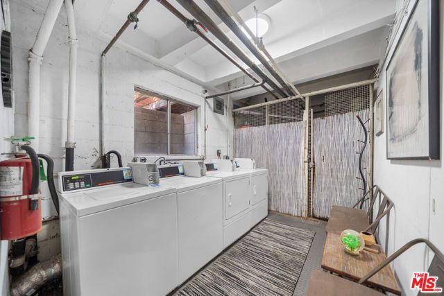 1145 Larrabee Street 19, West Hollywood, CA 90069