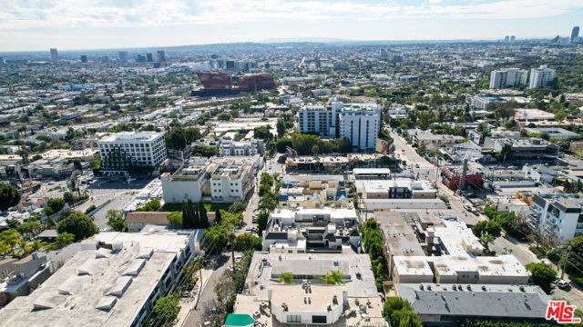 1145 Larrabee Street 19, West Hollywood, CA 90069