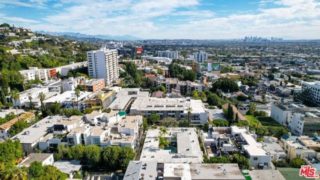 1145 Larrabee Street 19, West Hollywood, CA 90069