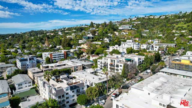 1145 Larrabee Street 19, West Hollywood, CA 90069