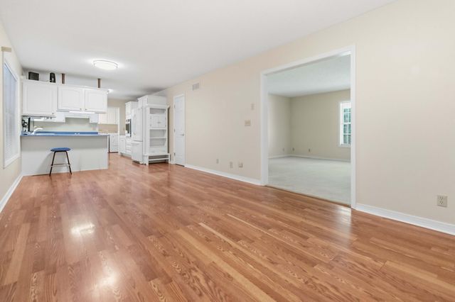 176 Redwood Lane, Corbin, KY 40701