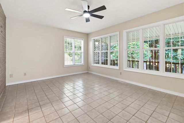 176 Redwood Lane, Corbin, KY 40701