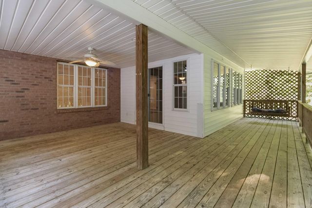 176 Redwood Lane, Corbin, KY 40701