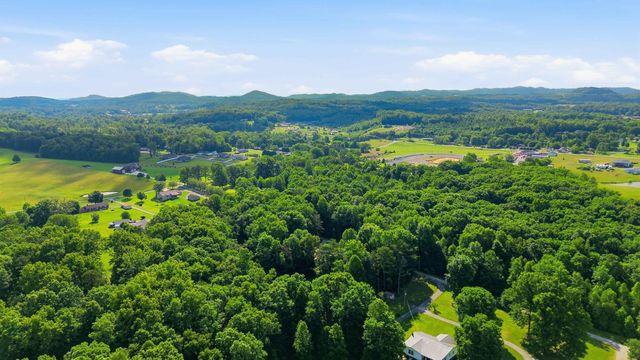 176 Redwood Lane, Corbin, KY 40701