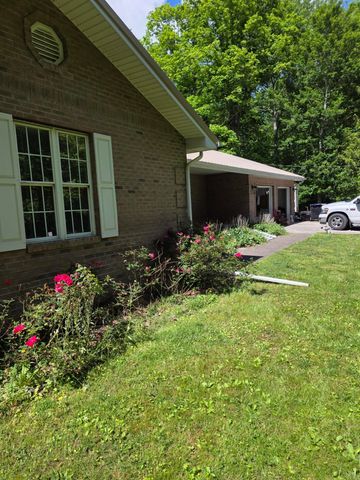 176 Redwood Lane, Corbin, KY 40701