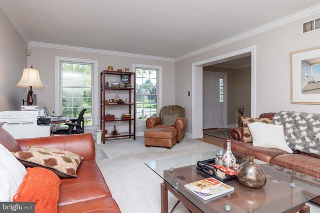 5 KINGBURY CT, Newark, DE 19711