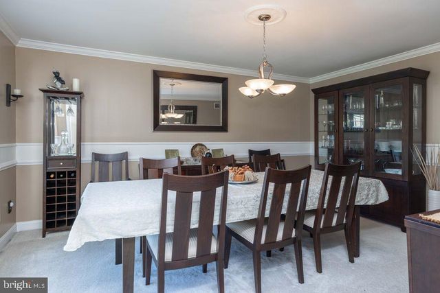 5 KINGBURY CT, Newark, DE 19711