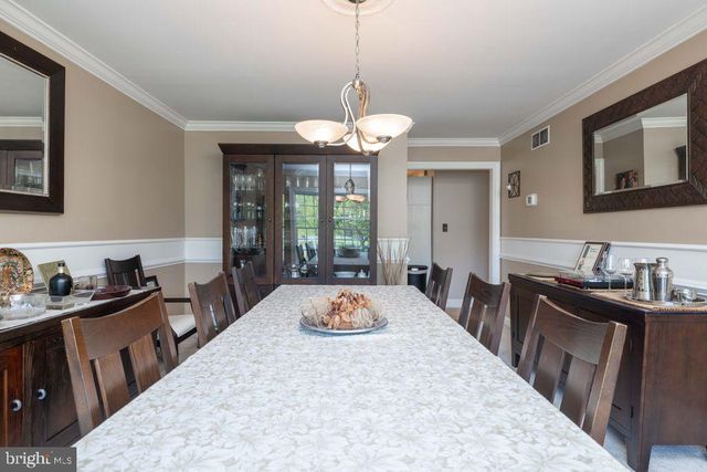 5 KINGBURY CT, Newark, DE 19711