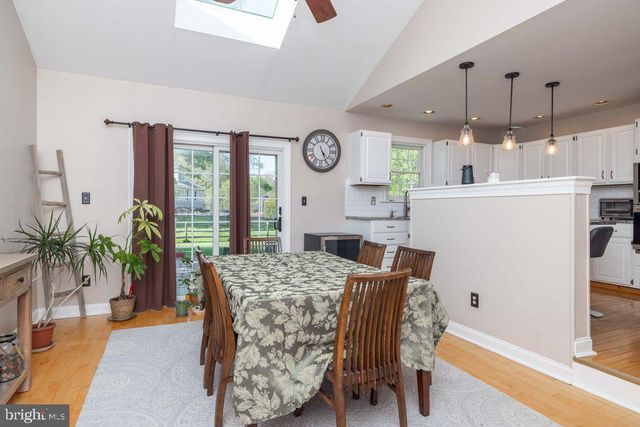 5 KINGBURY CT, Newark, DE 19711