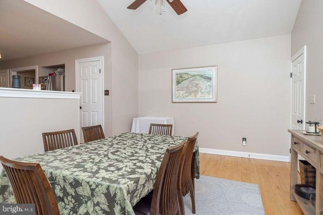 5 KINGBURY CT, Newark, DE 19711