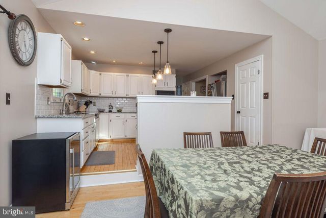 5 KINGBURY CT, Newark, DE 19711