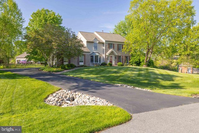 5 KINGBURY CT, Newark, DE 19711