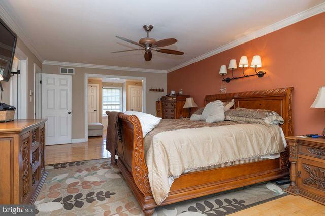 5 KINGBURY CT, Newark, DE 19711