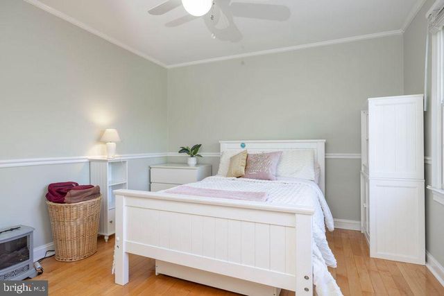 5 KINGBURY CT, Newark, DE 19711