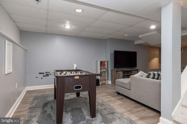 5 KINGBURY CT, Newark, DE 19711