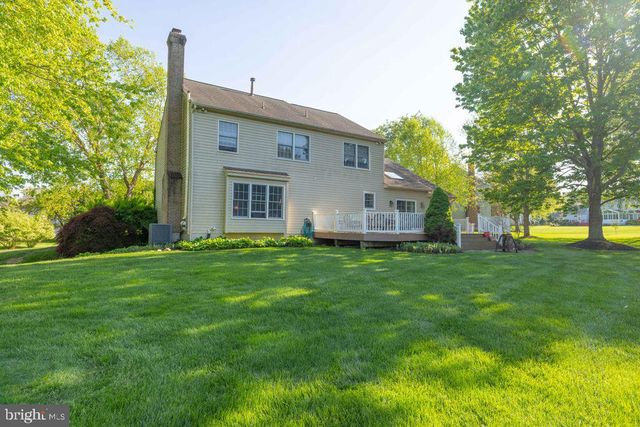5 KINGBURY CT, Newark, DE 19711