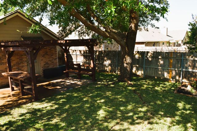 1800 Maplewood Trail, Colleyville, TX 76034
