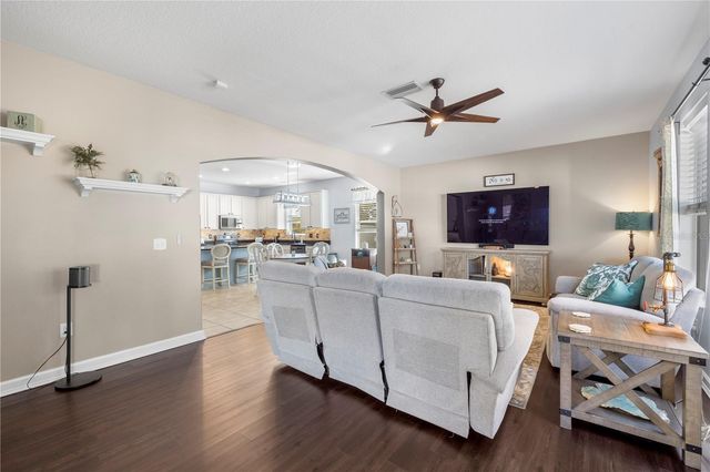 5463 SHASTA DAISY PLACE, Land O Lakes, FL 34639