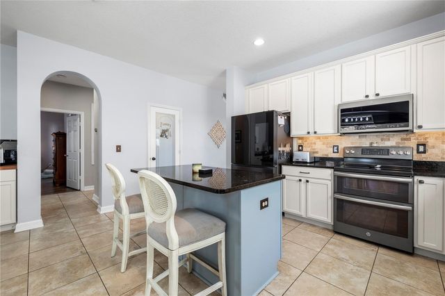 5463 SHASTA DAISY PLACE, Land O Lakes, FL 34639