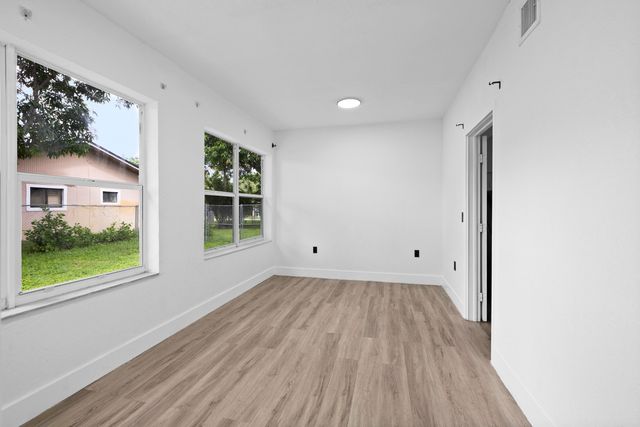 28 NE 165th Street, Miami, FL 33162