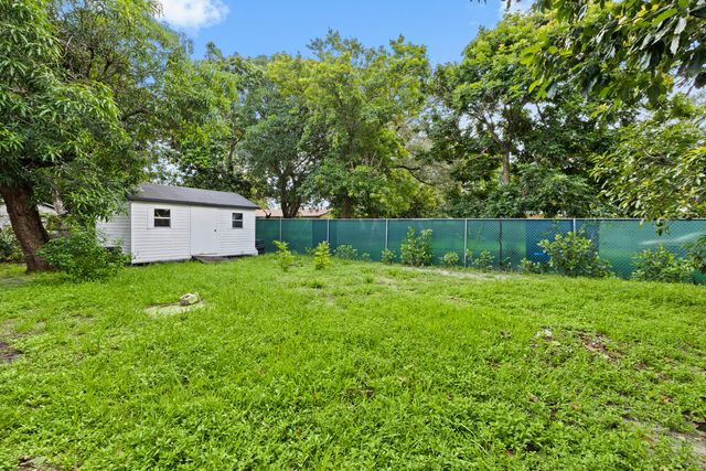 28 NE 165th Street, Miami, FL 33162