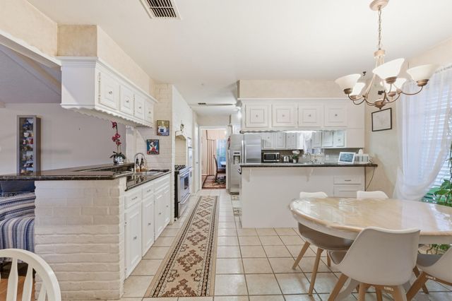 942 Brunswick Circle, Sugar Land, TX 77478