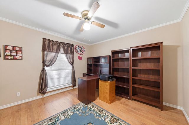 942 Brunswick Circle, Sugar Land, TX 77478