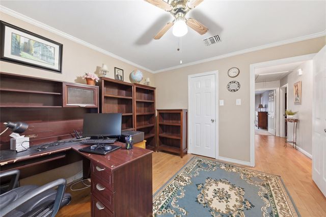 942 Brunswick Circle, Sugar Land, TX 77478