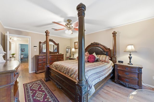 942 Brunswick Circle, Sugar Land, TX 77478