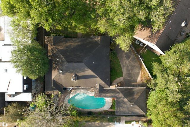 942 Brunswick Circle, Sugar Land, TX 77478