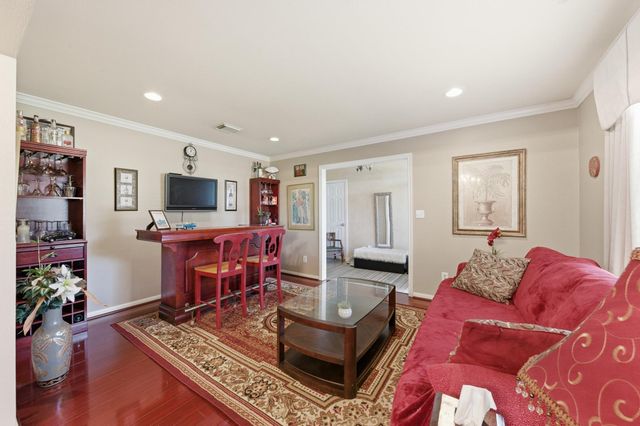 942 Brunswick Circle, Sugar Land, TX 77478