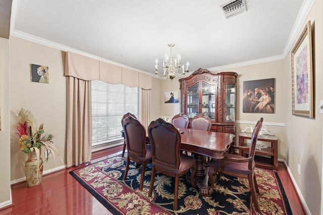 942 Brunswick Circle, Sugar Land, TX 77478